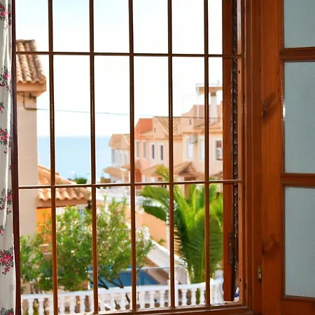 He Alejandra Apartman